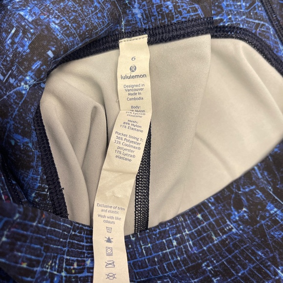 Lululemon - Picture 3 of 4